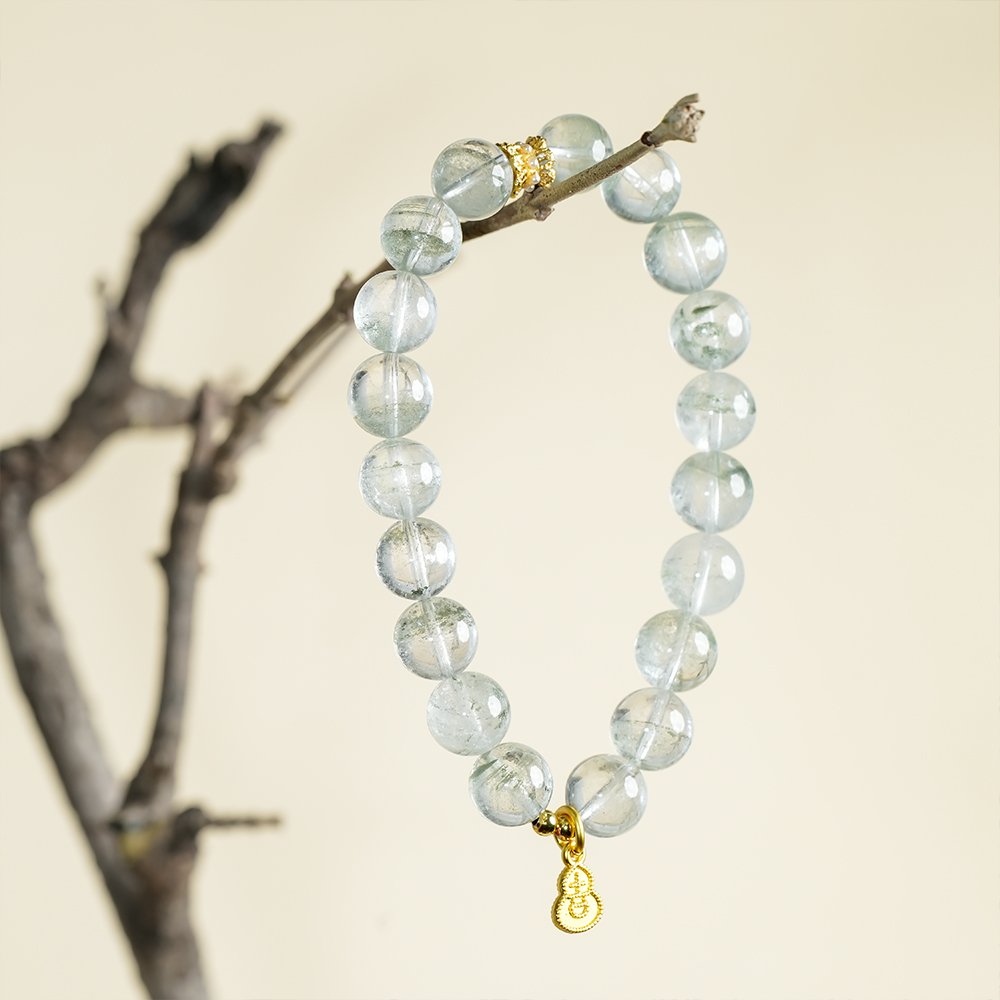 green phantom quartz bracelet,green ghost quartz bracelet,career minded crystal bracelet,abundance inspired bracelet,green crystal bracelet,gourd charm bracelet,natural stone bracelet,meaningful crystal jewelry,growth symbolism bracelet,TS-130 bracelet