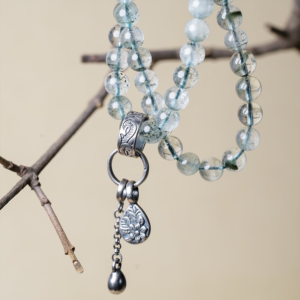 green phantom quartz bracelet,green phantom plaque bracelet,freeform crystal plaque bracelet,calm composure crystal bracelet,career minded crystal bracelet,green crystal bracelet,925 silver crystal bracelet,abundance inspired bracelet,symbolic crystal jewelry,TS-214 bracelet