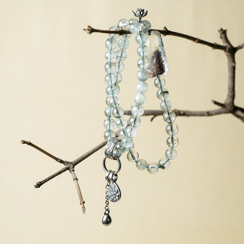 green phantom quartz bracelet,green phantom plaque bracelet,freeform crystal plaque bracelet,calm composure crystal bracelet,career minded crystal bracelet,green crystal bracelet,925 silver crystal bracelet,abundance inspired bracelet,symbolic crystal jewelry,TS-214 bracelet