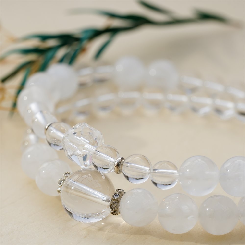 clear quartz bracelet,white phantom quartz bracelet,symbolic cleansing crystal bracelet,minimalist crystal bracelet,clear quartz white phantom bracelet,focus symbolism bracelet,crystal bracelet for students,office crystal bracelet,meaningful crystal jewelry,TS-208 bracelet